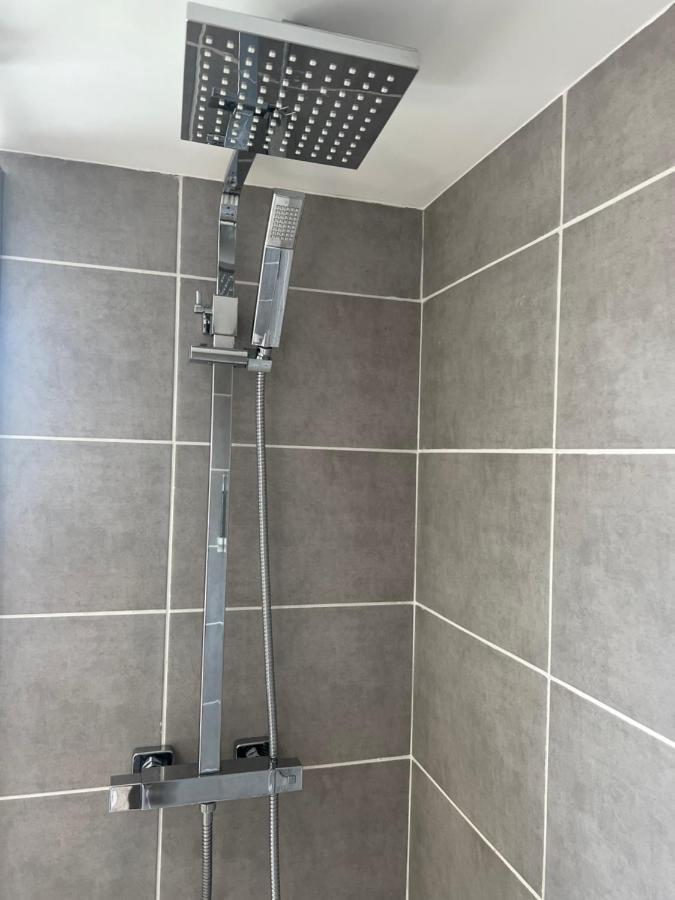 Le Cocon Moulinois, Proche Gare Avec Services By Primo C0Nciergerie Apartment Moulins  Exterior foto