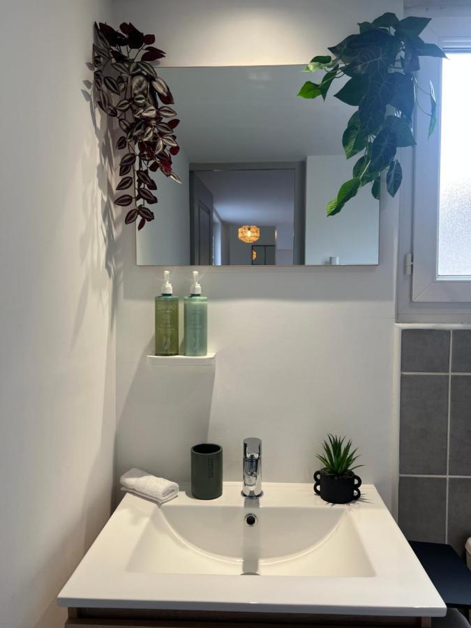 Le Cocon Moulinois, Proche Gare Avec Services By Primo C0Nciergerie Apartment Moulins  Exterior foto